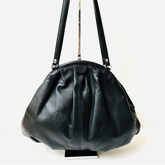 Chaos Leather Shoulder Bag. Half Structured & Half Hobo. Excellent Condition - Picture 3 of 12